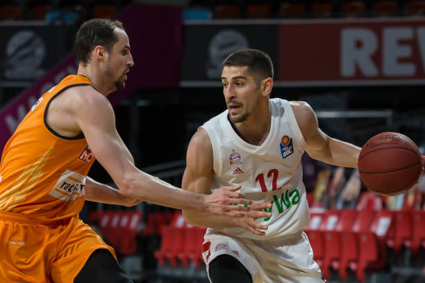 倡导女性积 倡导女性积