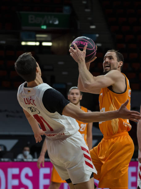 中国女子高 中国女子高