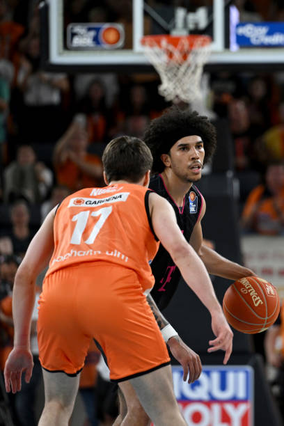 稳握出线权 稳握出线权