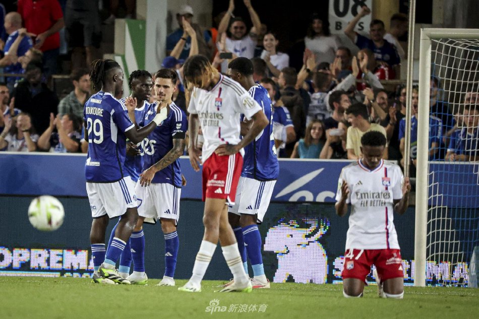 段颇为相似 段颇为相似