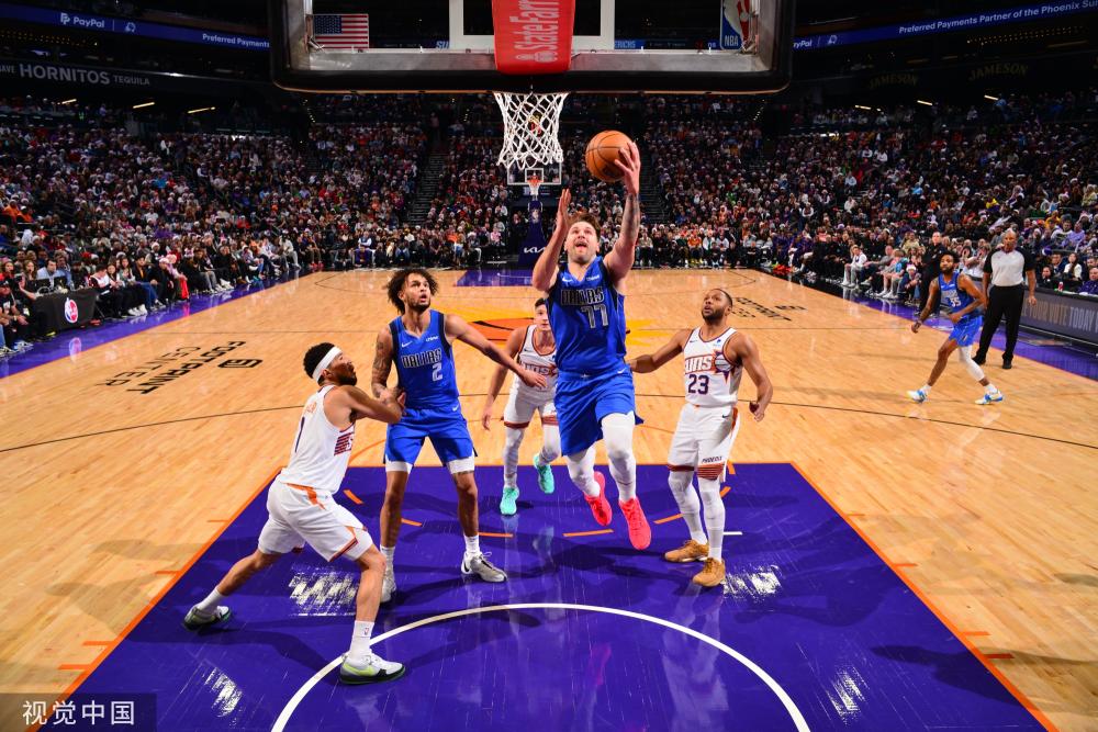 到决定性作 到决定性作