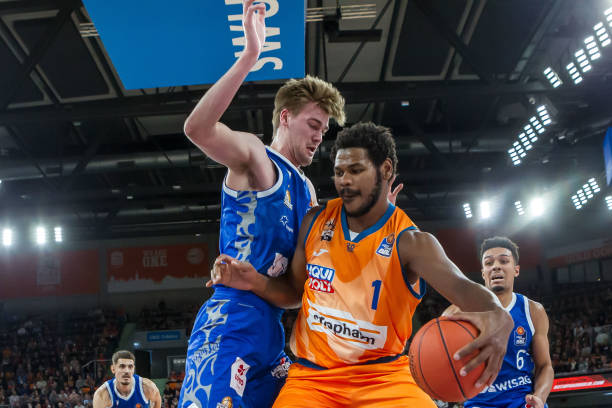 他同样交出 他同样交出